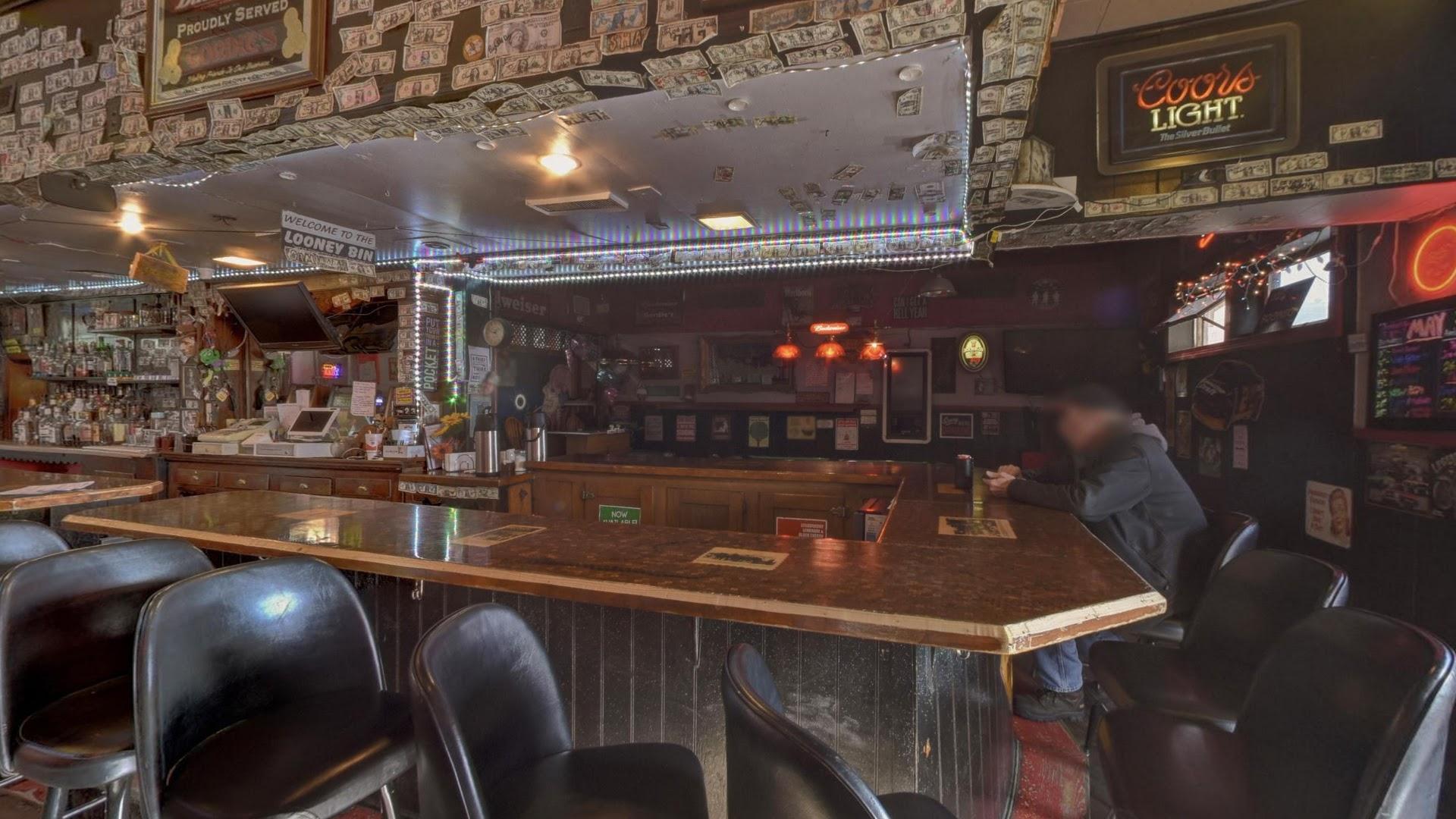 Gordies Bar & Grill